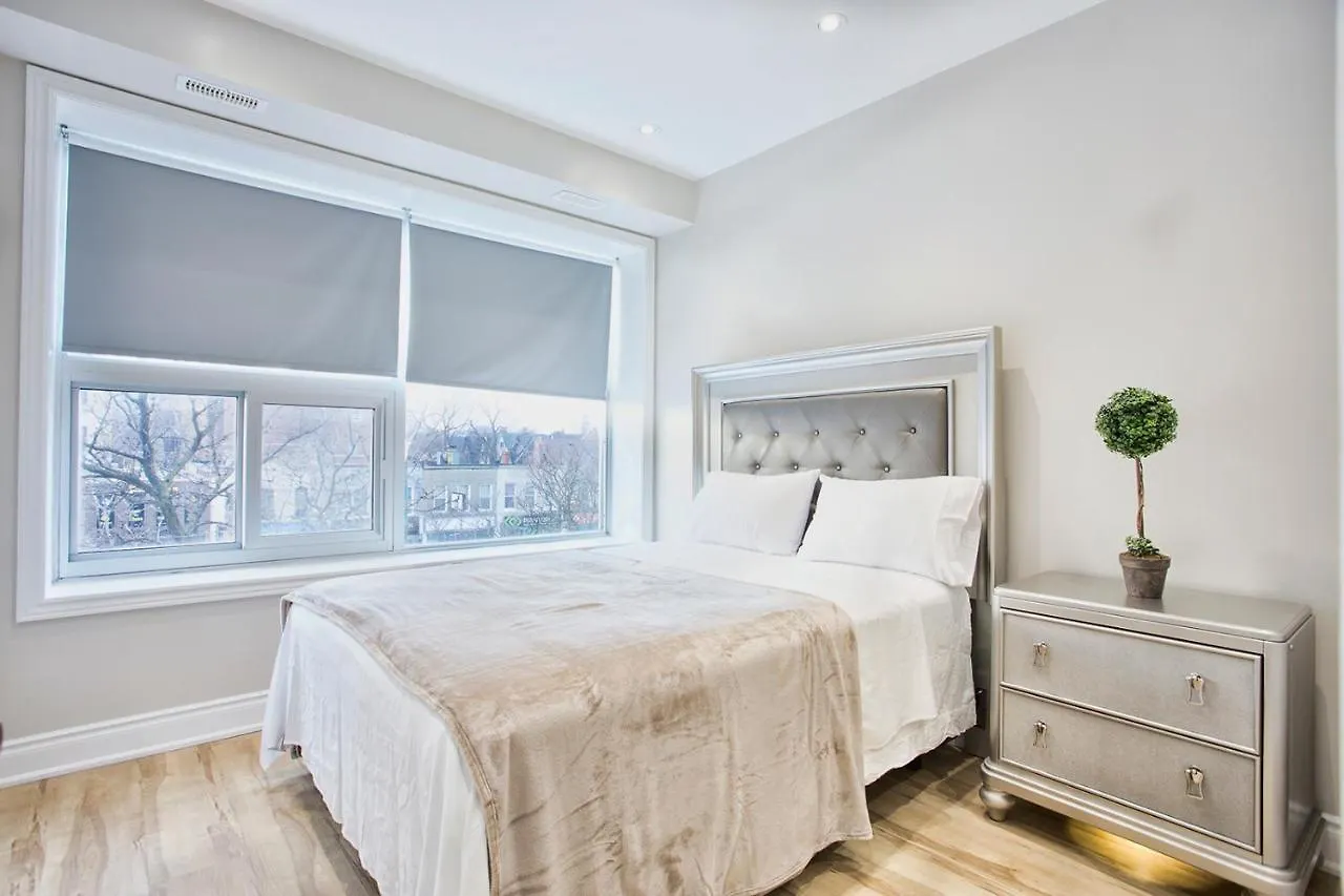 Toronto Rooms And Suites Hostel
